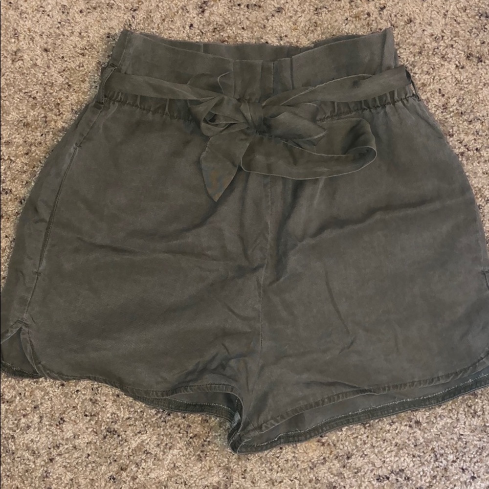 Express Shorts